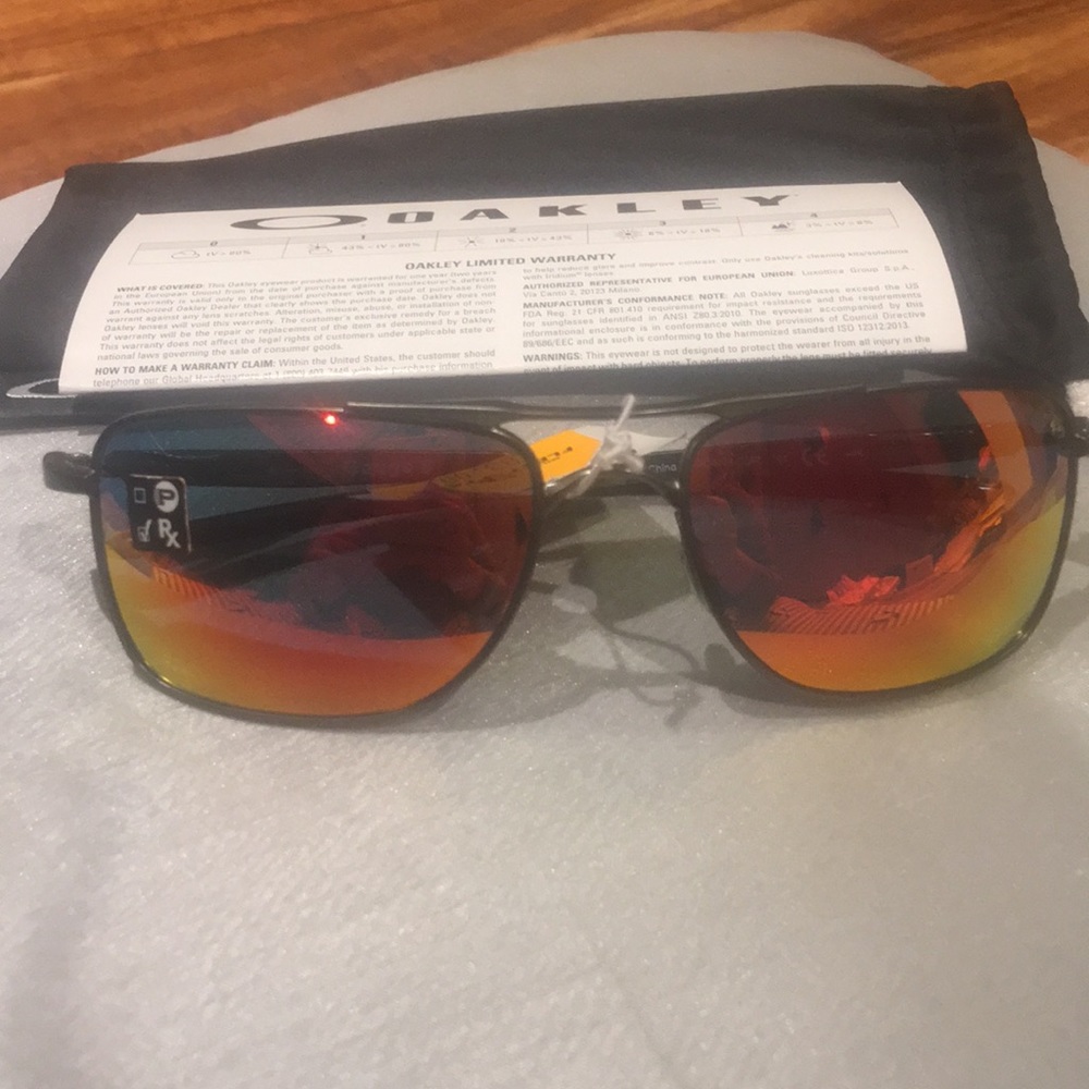 Oakley Gauge 8 MttCarbon w Ruby Irid. Sunglasses